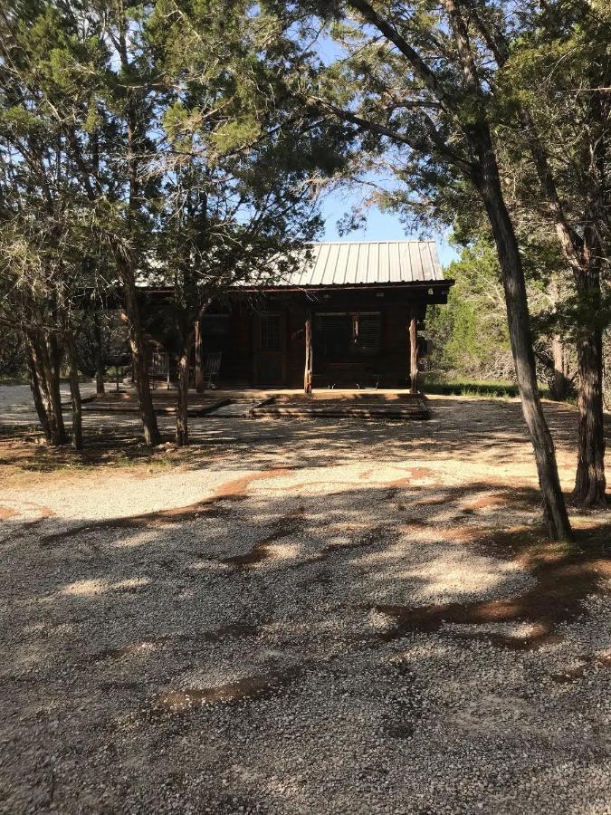 A Peace Of Heaven Cabins And Rv Vanderpool Room photo