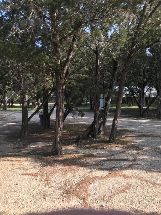 A Peace Of Heaven Cabins And Rv Vanderpool Exterior photo